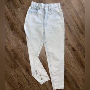 VTG Jordache • Tapered Leg High Waisted Heart Snap Ankle Jeans